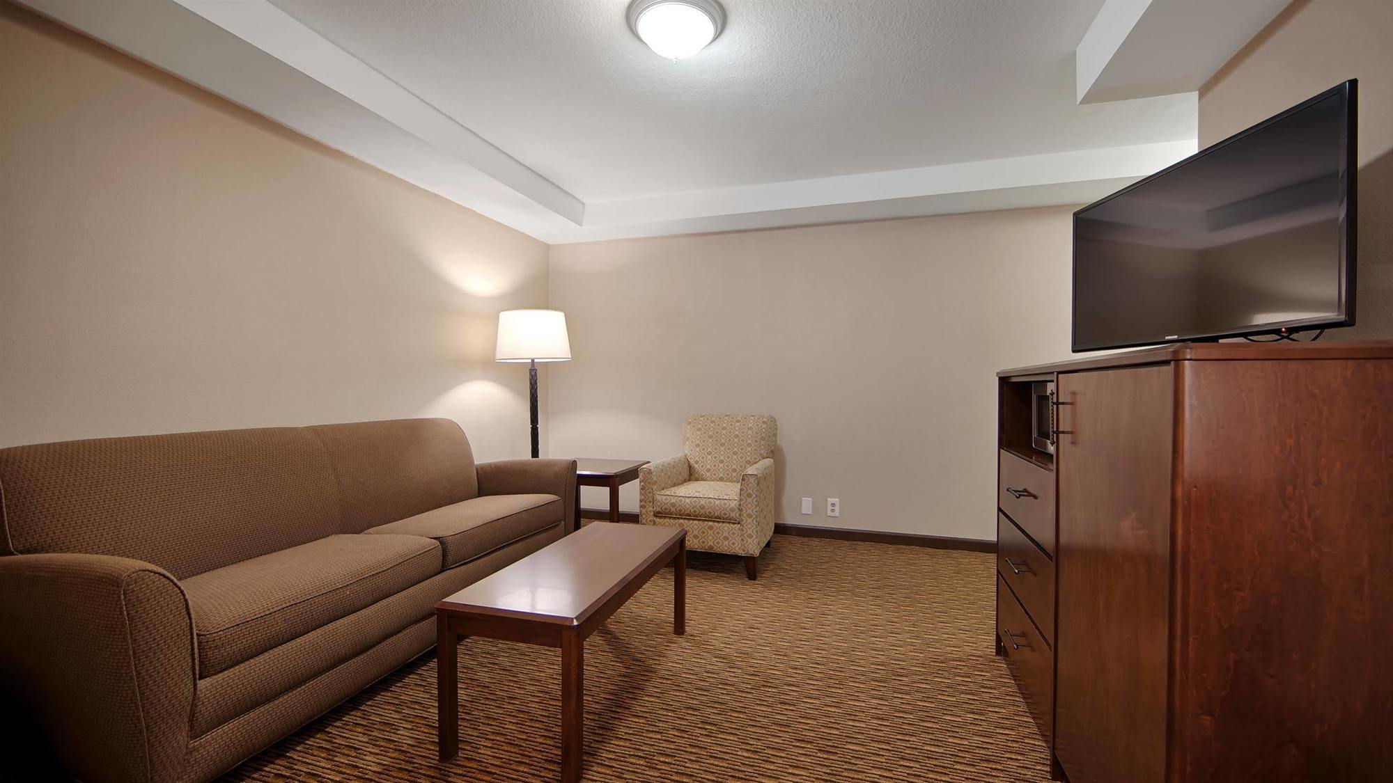 Best Western Pasadena Royale Inn & Suites Pokój zdjęcie